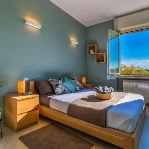 charmy-cozy-flat-with-a-stunning-city-view.it-lombardy.com/